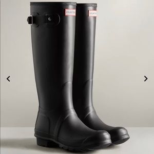 Black Hunter Boots